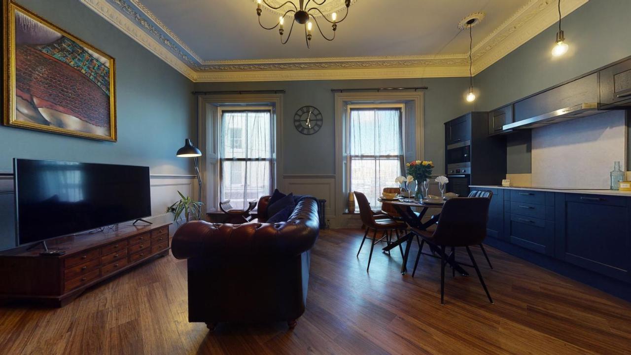 Barbican Boutique Luxury Apartments & Rooms, プリマス エクステリア 写真