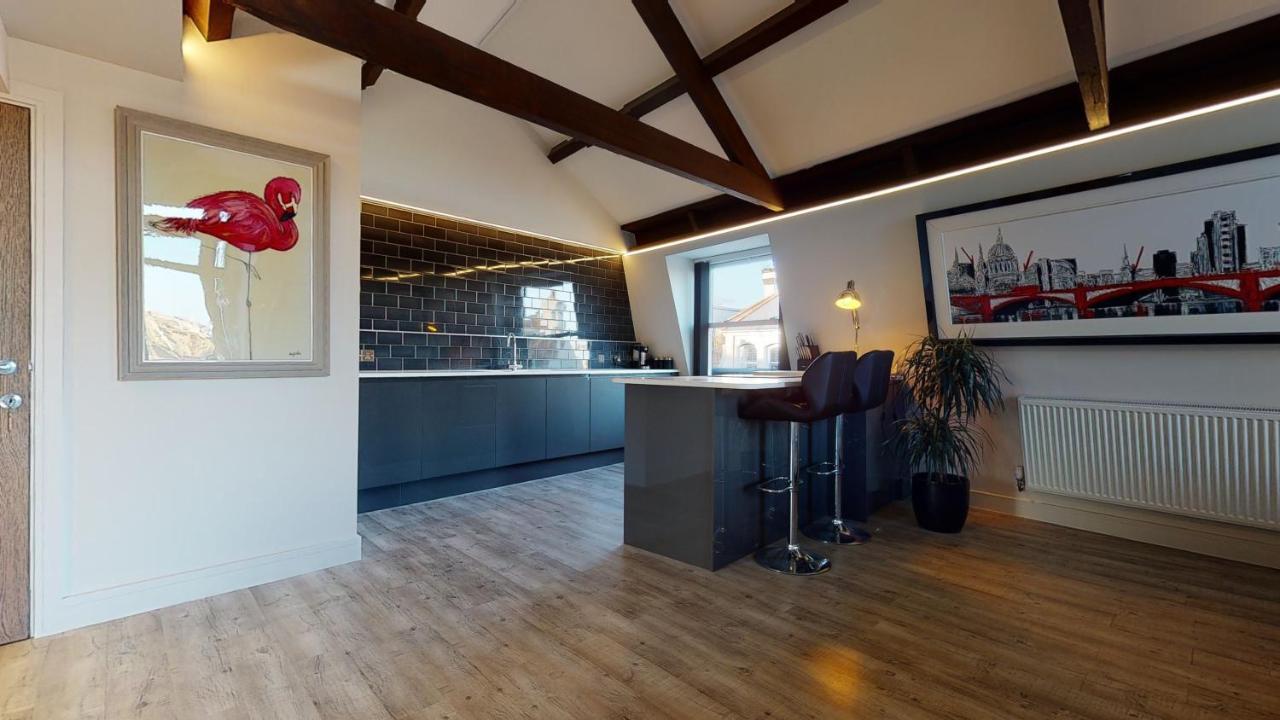Barbican Boutique Luxury Apartments & Rooms, プリマス エクステリア 写真