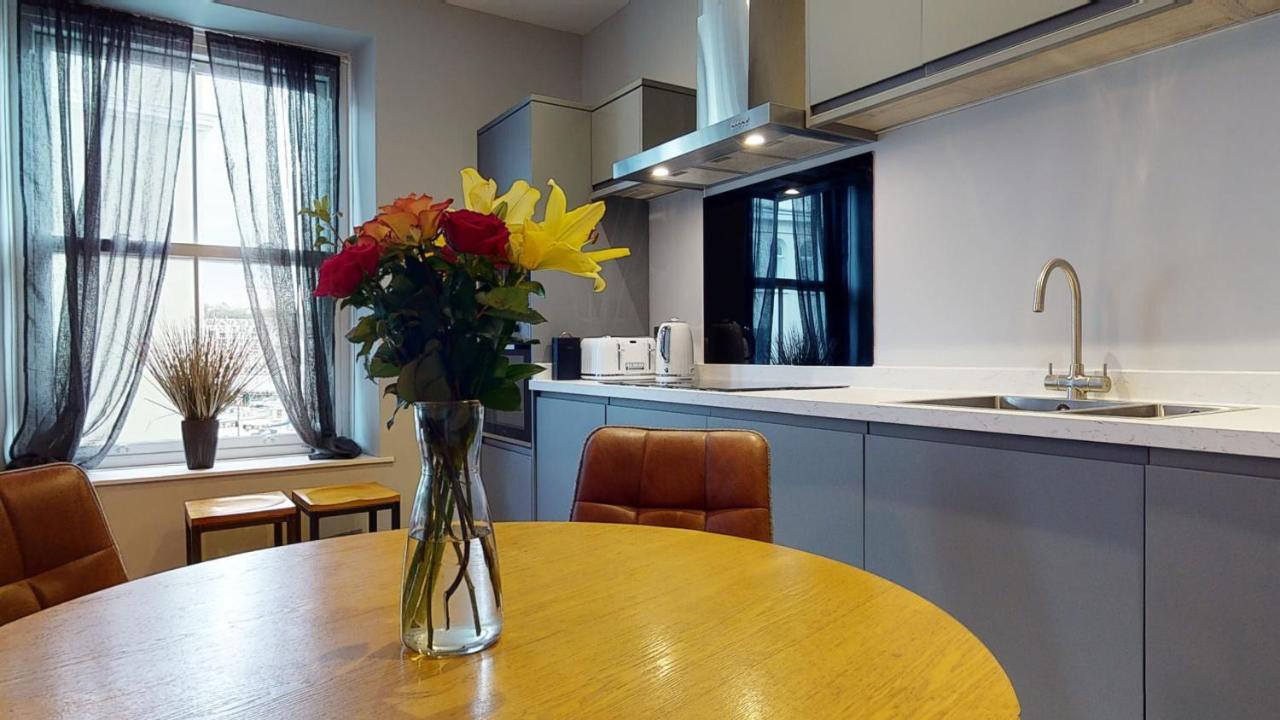Barbican Boutique Luxury Apartments & Rooms, プリマス エクステリア 写真